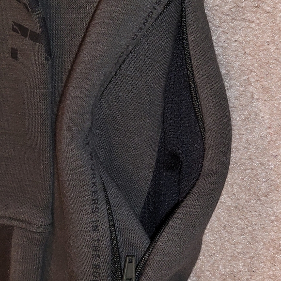 Project Rock Under Armour Men's Hoodie - Size Small - Picture 5 of 6